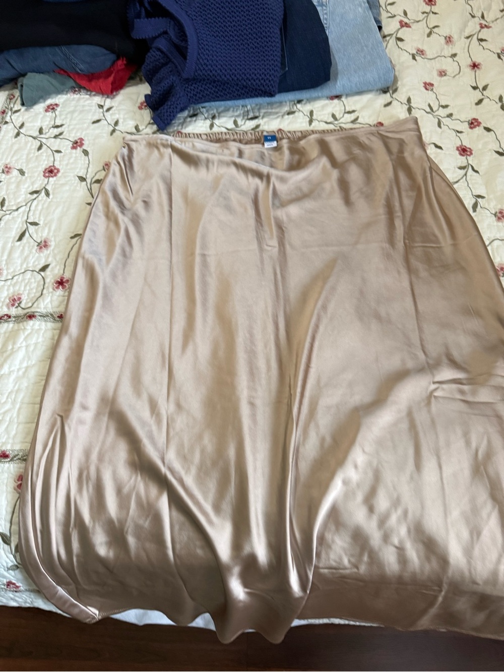 Old Navy gold champagne Satin Skirt